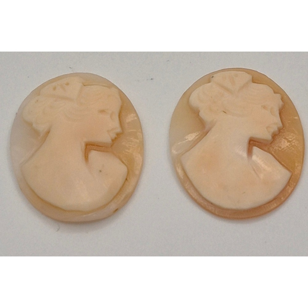 Vintage Shell Cameo Loose Stones Pair Peach Cream Hand Carved Oval Cabochons
